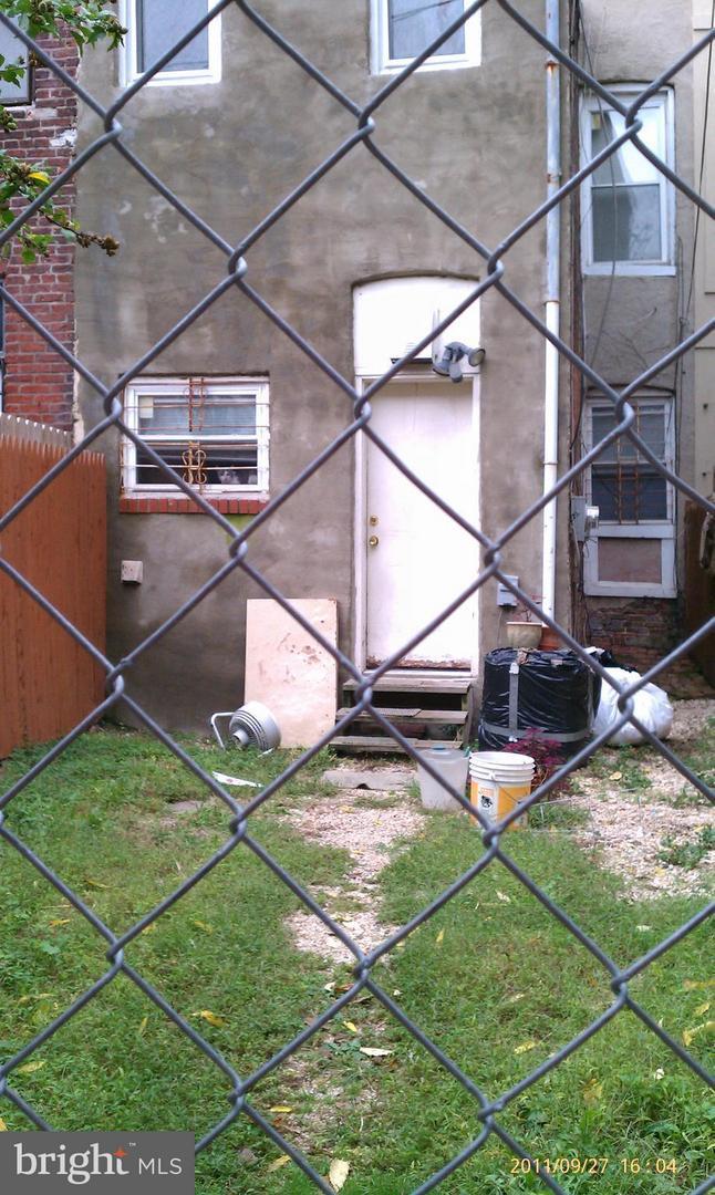Building Photo - 1112 Guilford Ave