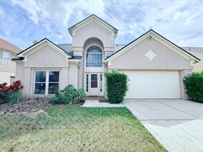 Building Photo - 952 W Charing Cross Cir