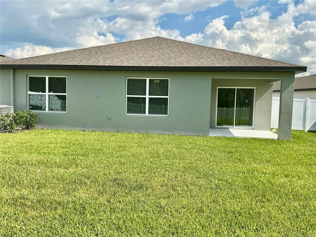 Foto del edificio - 3822 Benham Rise Rd