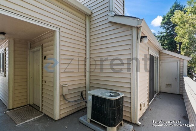Building Photo - 4524 Melody Dr
