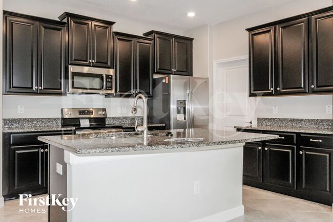Building Photo - 13244 Satin Lily Dr