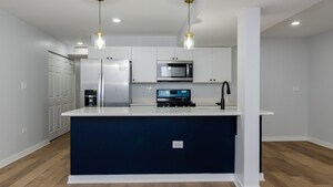 Kitchen - 6040 S Rhodes Ave