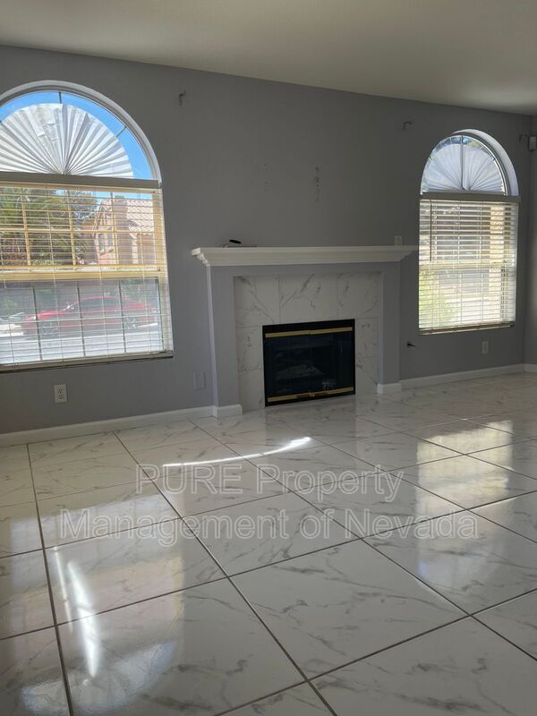 Foto del edificio - 2832 Mill Point Dr