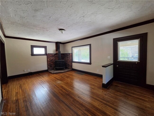 Building Photo - 5223 Paine Ave
