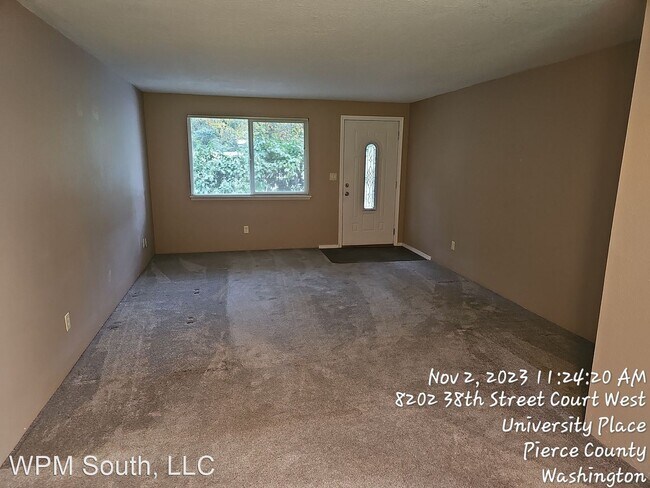 Foto del edificio - 2 br, 1 bath House - 8204 38th Street Ct W