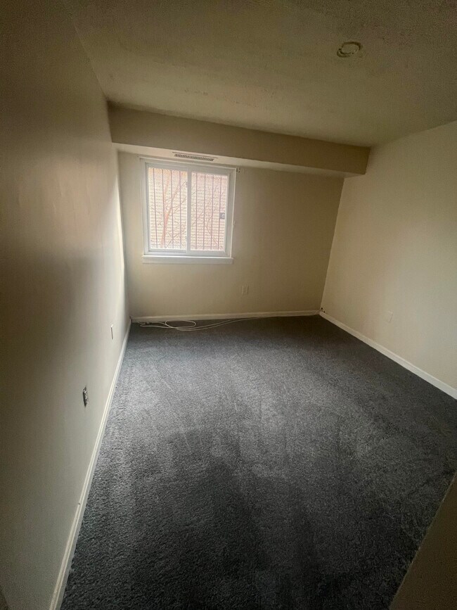 Foto del edificio - 5106 F St SE