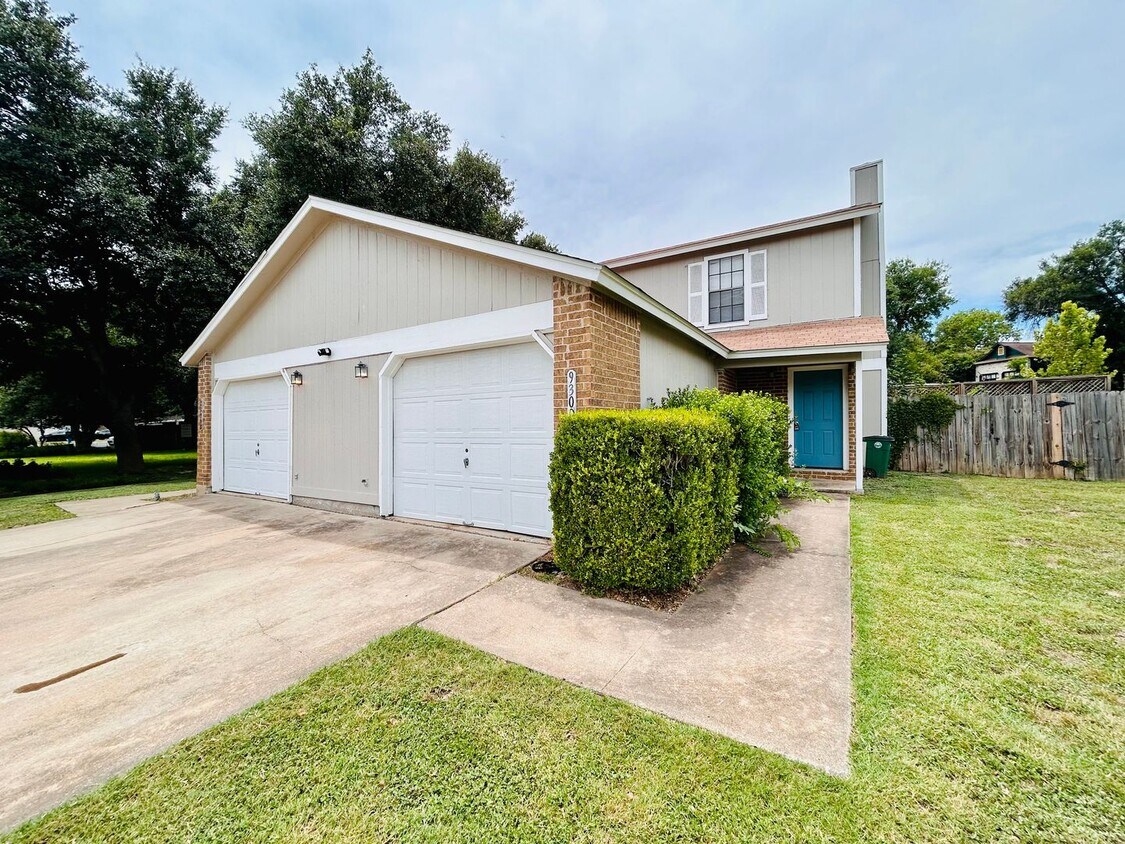 Foto principal - 9300 Kempler Dr