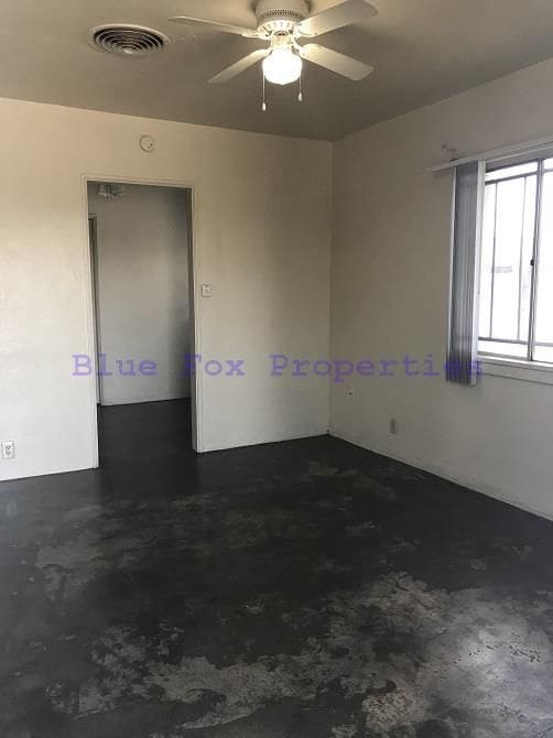 Building Photo - 331 N Cherry Ave