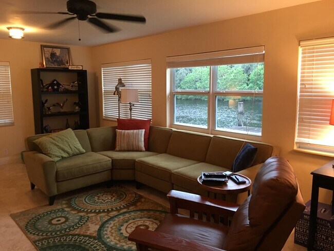 Foto del edificio - 1700 NW 36th Ct