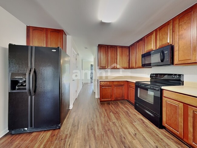 Foto del edificio - 1008 Golden Crest Dr