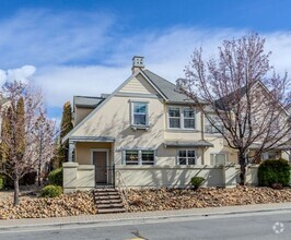 Building Photo - 1668 Lone Oak Trail