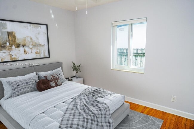 Foto del edificio - 5911 SW 6th St
