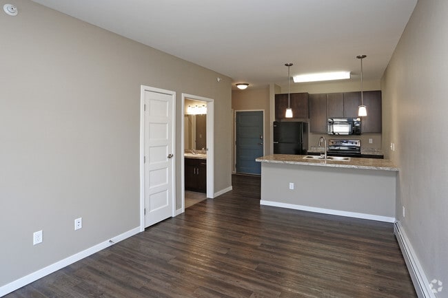 Interior Photo - Latitude - Bldg 1