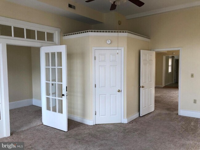 Foto del edificio - 104 S Loudoun St