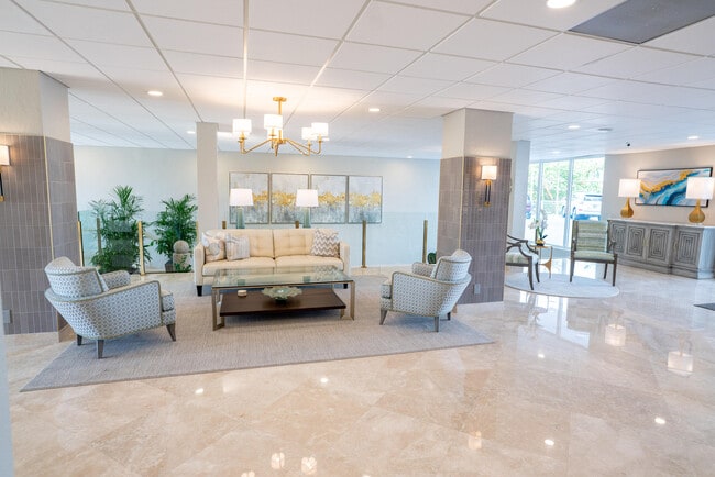Building Photo - 2701 N Ocean Blvd