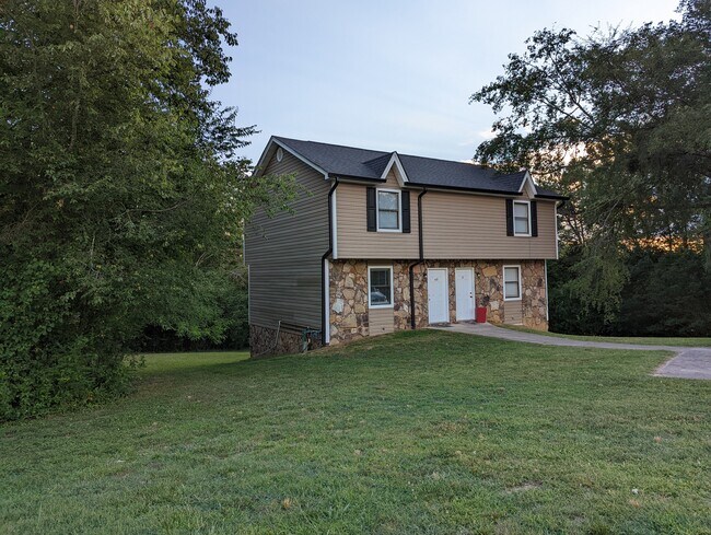 Building Photo - 43 Agappa Ln