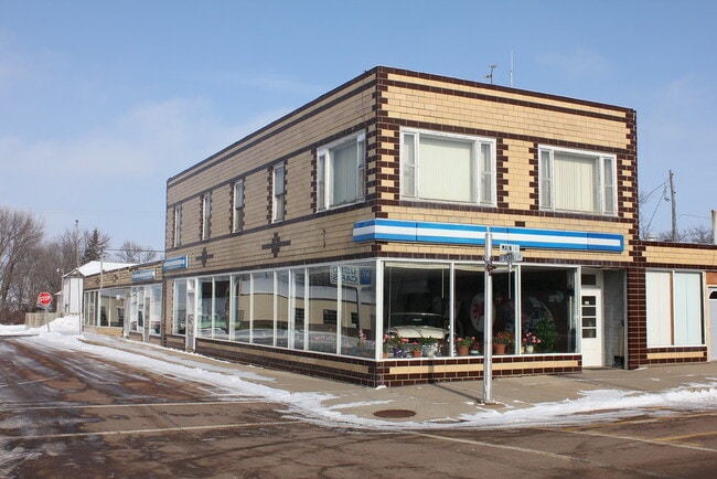 Building Photo - 201 Main St