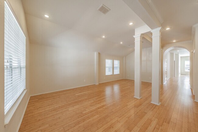 Building Photo - 9853 Autumn Sage Dr
