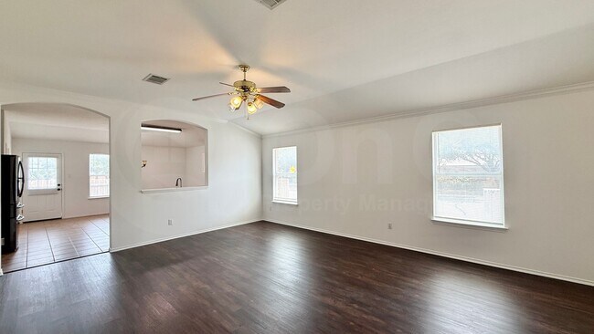 Building Photo - 1201 Kenneys Way