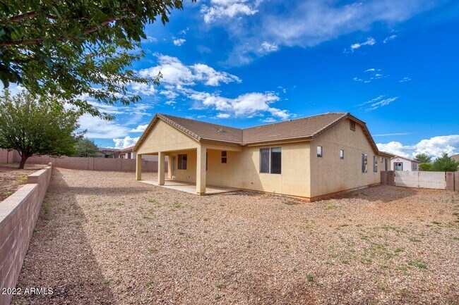 Building Photo - 2594 Rising Moon Way
