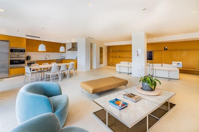 Building Photo - 9601 Collins Ave