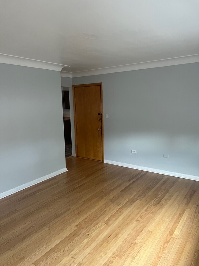 7241 Lawrence - 7241-7245 W Lawrence