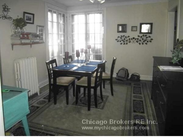 Building Photo - 1bed with Heat at Southport and Addison