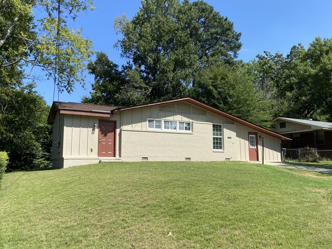 Street View - 950 Piedmont Dr