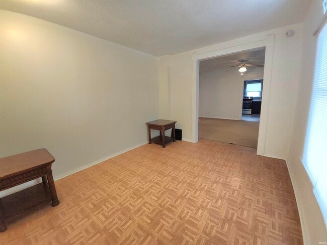 Foto del edificio - 1302 N Lafountain St