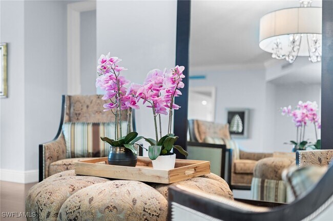 Foto del edificio - 1050 Borghese Ln