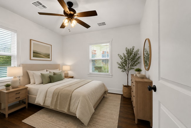 Building Photo - Move In Special! Lawn Care and Water Included! 3/1 Near TU!