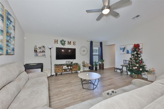 Foto del edificio - 252 Cascara Ln