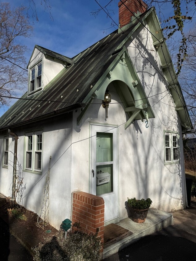 Photo - 197 Main St (Warrenton, VA)