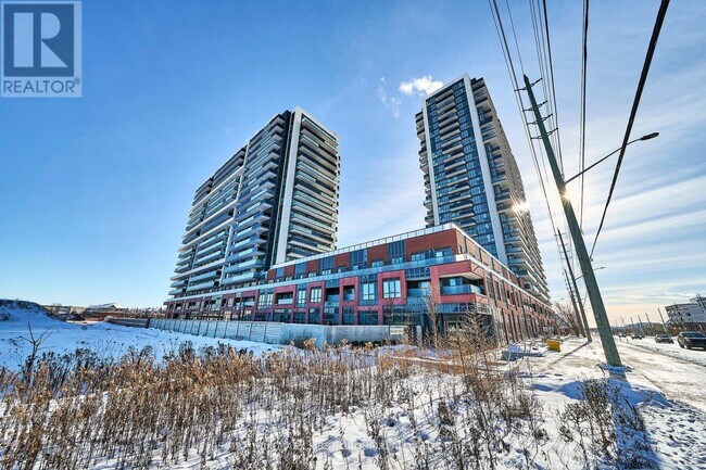 Building Photo - 2545 Simcoe St N