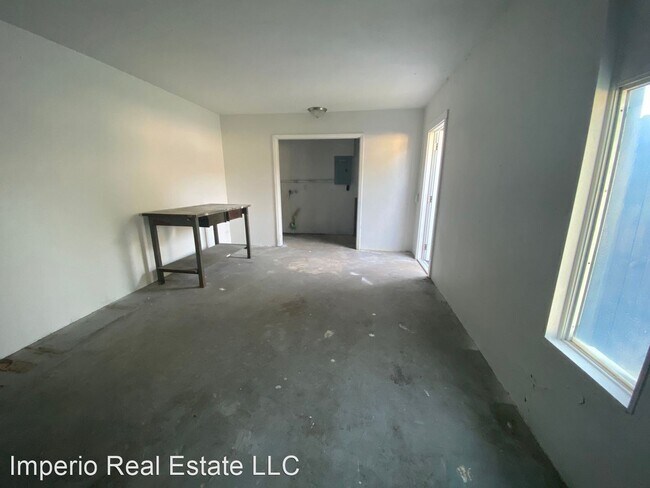Building Photo - 1307 Pierce St