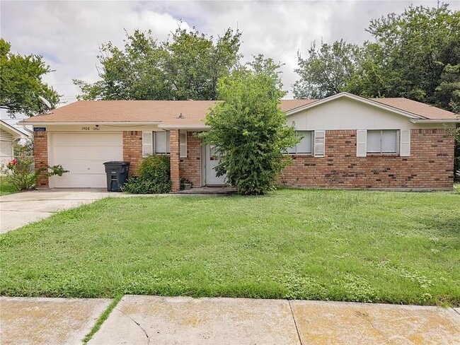 Building Photo - 1408 Hammond Dr