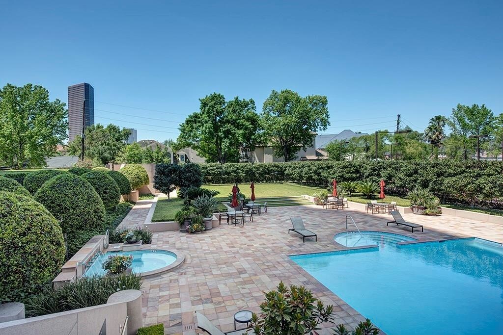 5110 San Felipe St Unit 232, Houston, TX 77056 Condo for Rent in