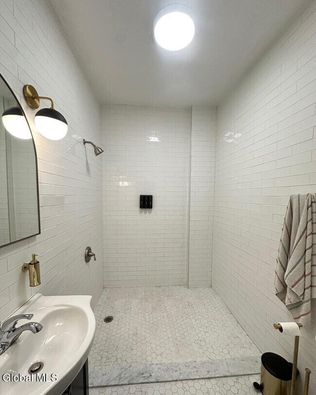 Foto del edificio - 51 Elm St