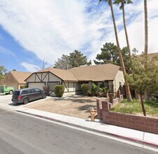 Building Photo - 1201 Passion Flower Cir