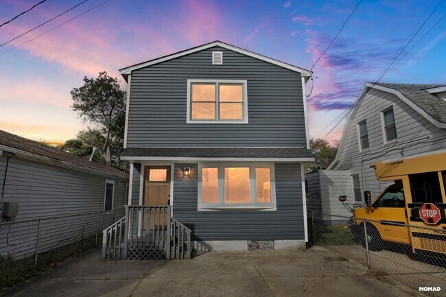 Building Photo - 23 Euclid Ave
