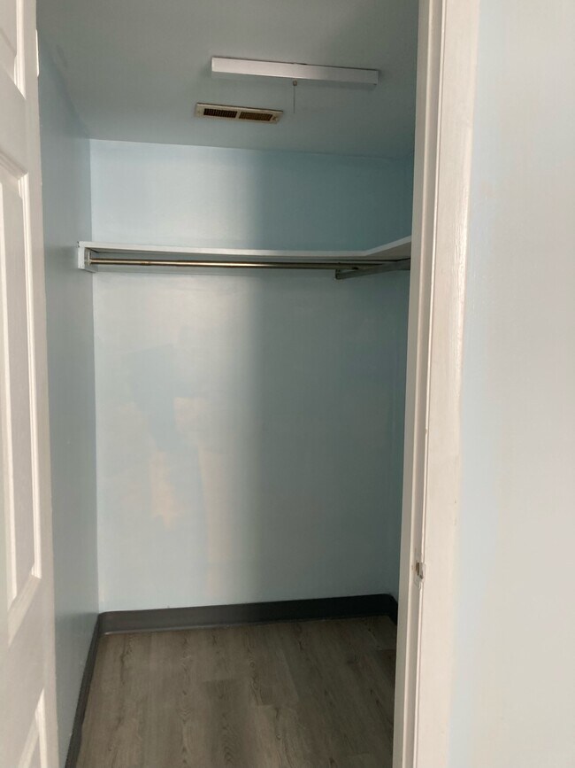 WALK IN CLOSET - 1635 Watervliet Ave