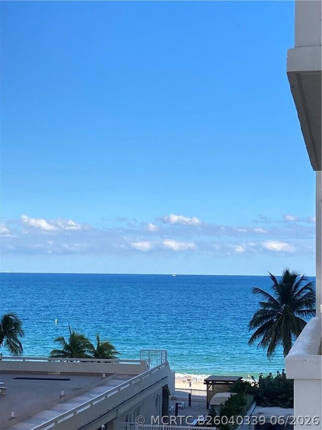 Foto del edificio - 4010 Galt Ocean Dr