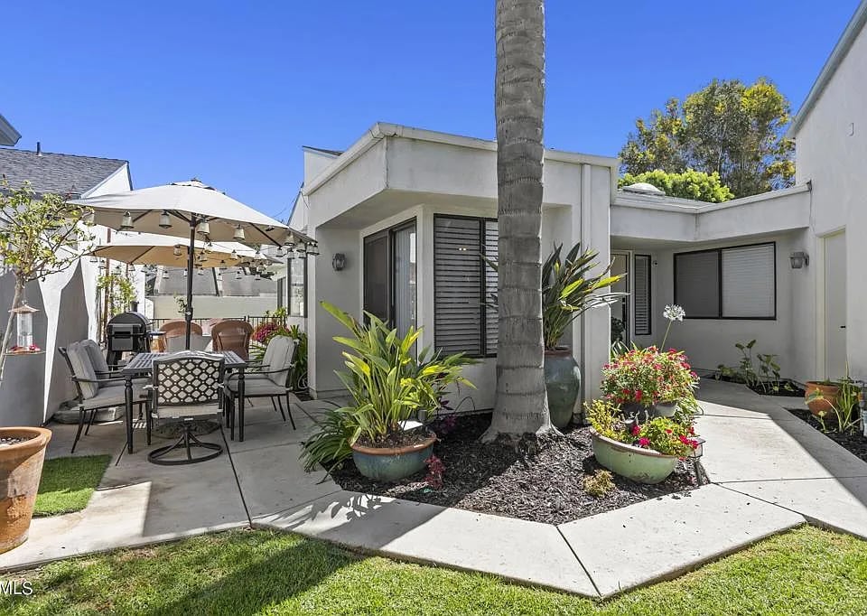 Foto principal - 7912 Emerald St