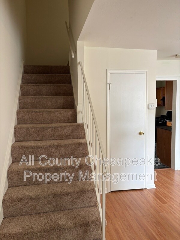 Foto del edificio - 1320 Harford Square Dr