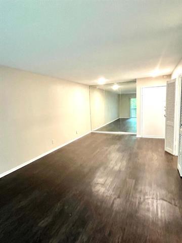 Foto del edificio - 4851 Cedar Springs Rd