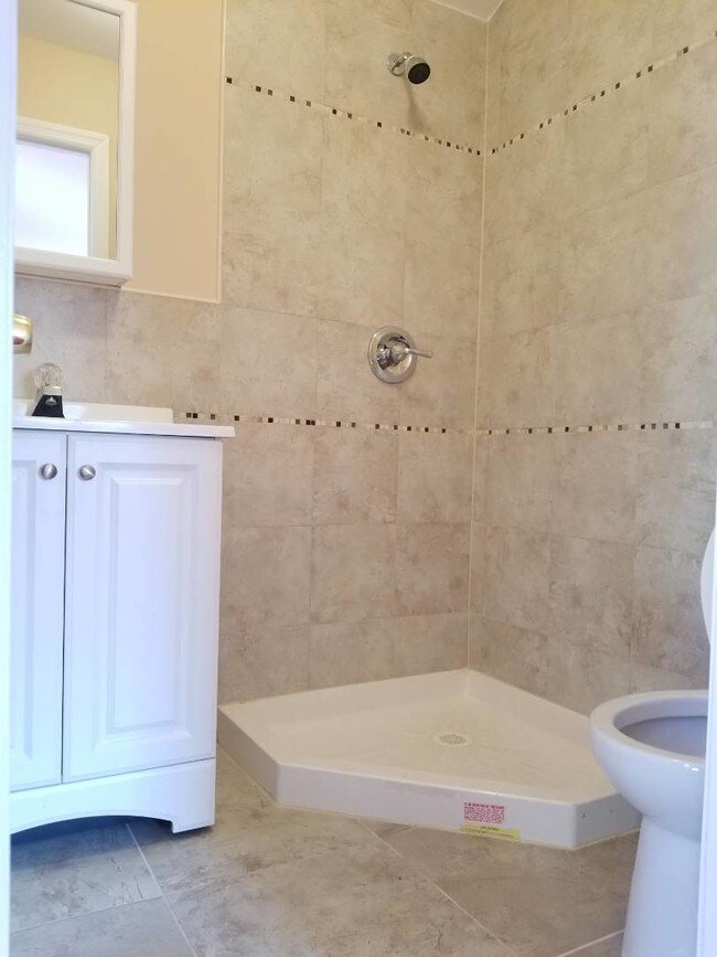 Foto del edificio - 145-88 180th St