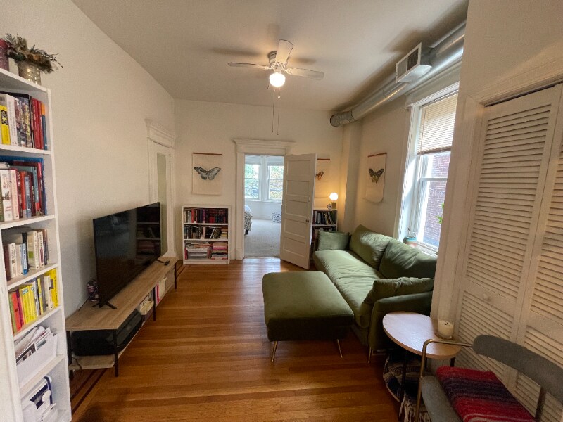 Foto principal - 412 Monroe St