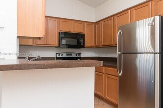 Building Photo - 7680 Westwood Dr