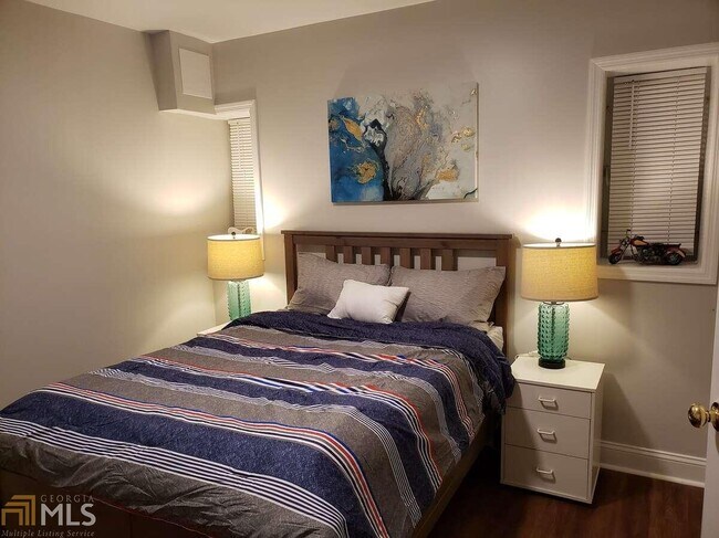 Foto del edificio - 1201 Hosea L Williams Dr NE