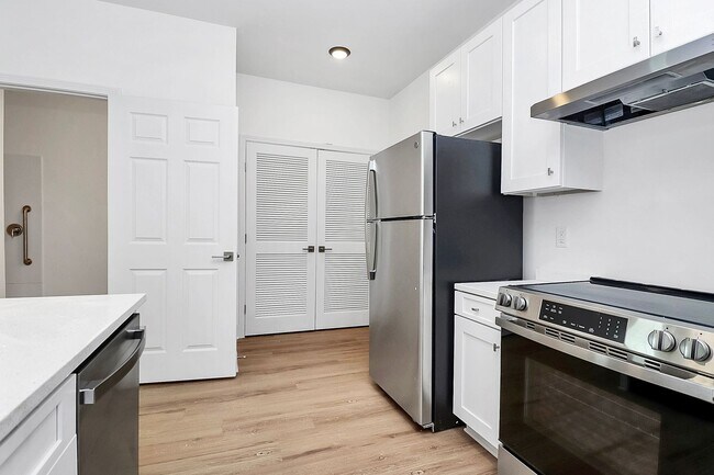 Foto del edificio - Beautiful Brand New ADA Accessible One Bedroom Apartment!